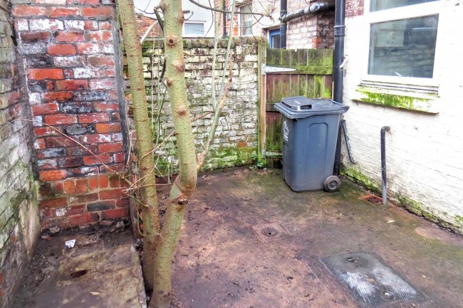 40 Lockhart Road, Preston, Lancashire, PR1 6BT 6