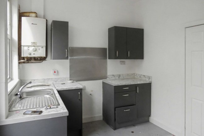 40 Lockhart Road, Preston, Lancashire, PR1 6BT 6