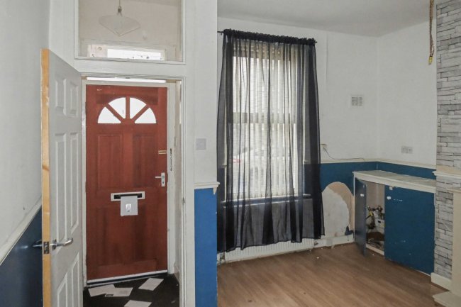 40 Lockhart Road, Preston, Lancashire, PR1 6BT 6