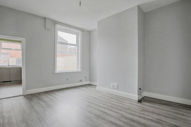 12 Waterloo Terrace, Ashton-on-Ribble, Preston, Lancashire, PR2 1DB 4