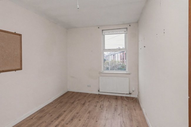 35 Eaves Street, Blackpool, Lancashire, FY1 2NH 4