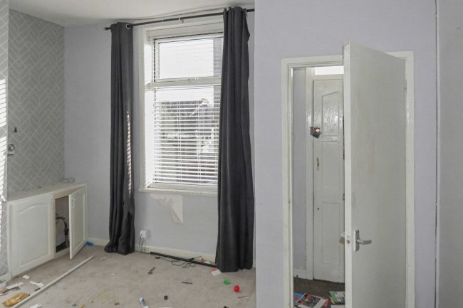 12 Devonport Road, Blackburn, Lancashire, BB2 1EJ 10