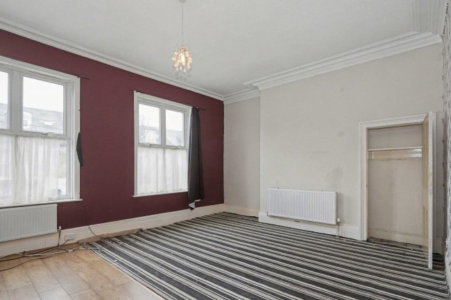 19 Albany Street, Hull, East Yorkshire, HU3 1PJ 4