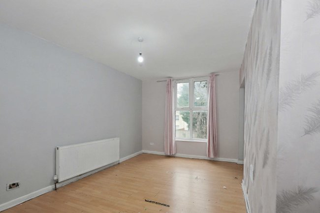 19 Albany Street, Hull, East Yorkshire, HU3 1PJ 4