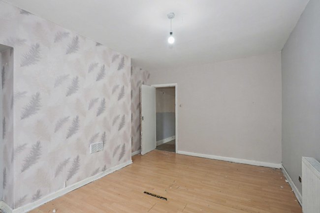 19 Albany Street, Hull, East Yorkshire, HU3 1PJ 4