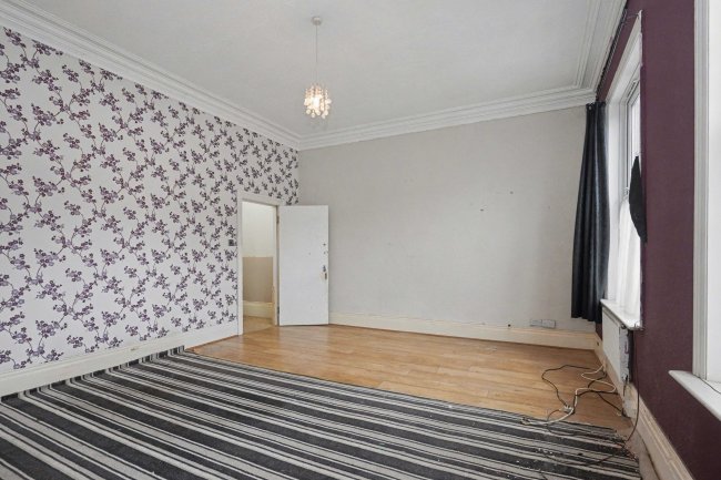 19 Albany Street, Hull, East Yorkshire, HU3 1PJ 4