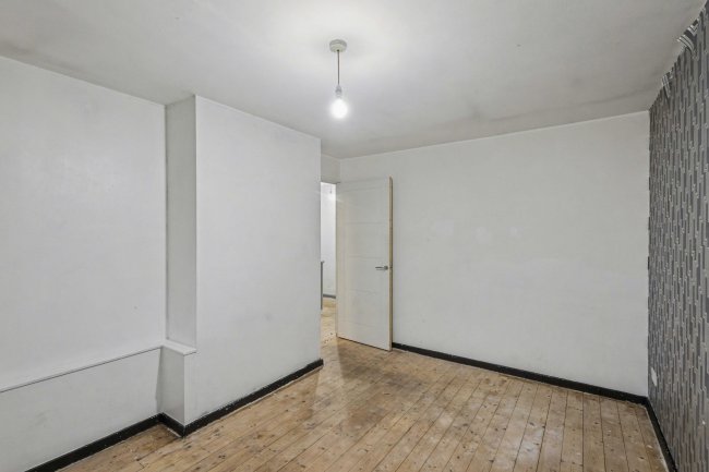 1 Kite Mews, Bradford, West Yorkshire, BD8 0NJ 4