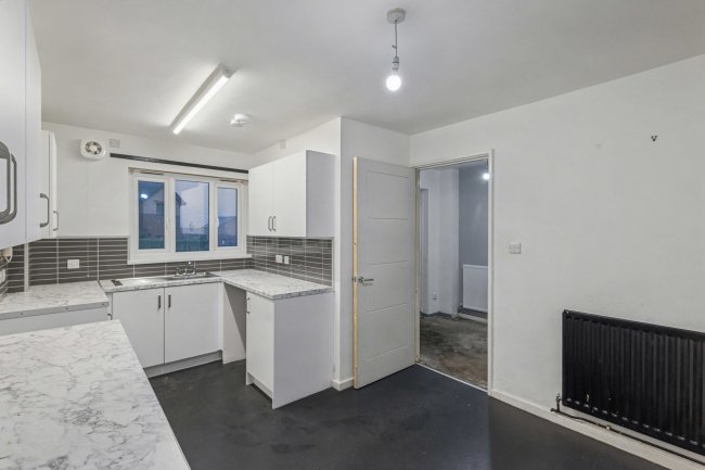 1 Kite Mews, Bradford, West Yorkshire, BD8 0NJ 4