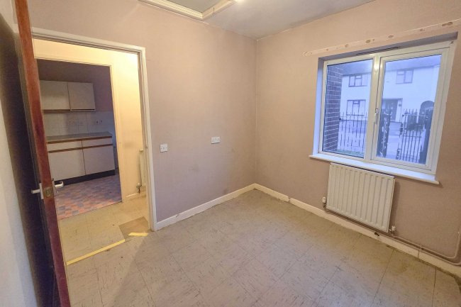 89 Whitegate Vale, Nottingham, Nottinghamshire, NG11 9ND 2