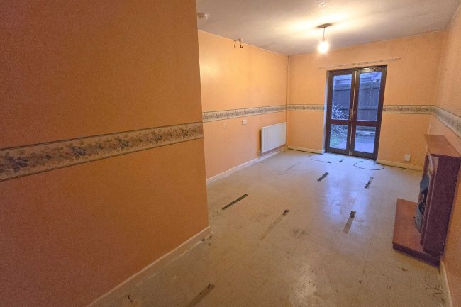 89 Whitegate Vale, Nottingham, Nottinghamshire, NG11 9ND 2