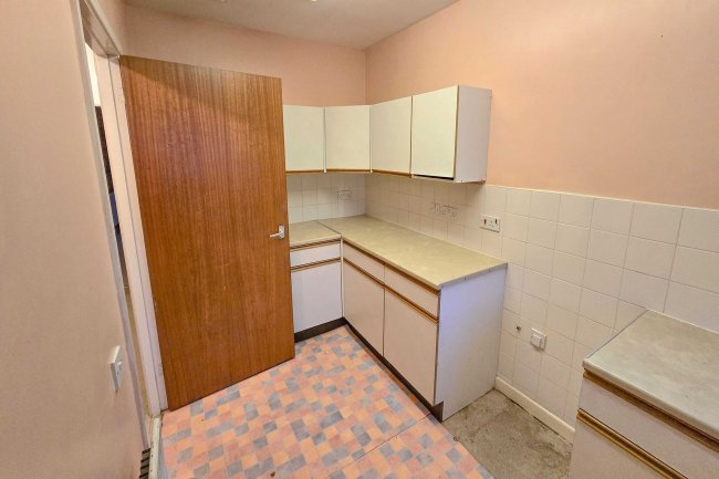 89 Whitegate Vale, Nottingham, Nottinghamshire, NG11 9ND 2