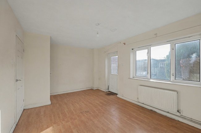 19 Fir Tree Way, South Bersted, Bognor Regis, West Sussex, PO22 9UL 5