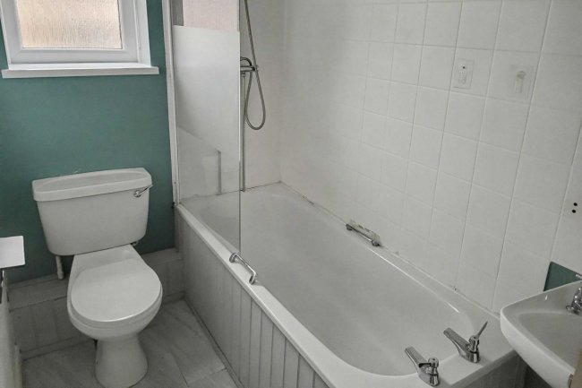 7 Epsom Road, Lincoln, Lincolnshire, LN6 0FJ 4