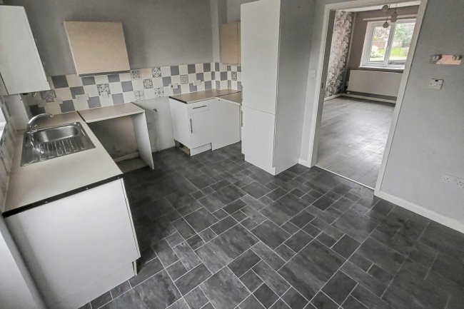 7 Epsom Road, Lincoln, Lincolnshire, LN6 0FJ 4