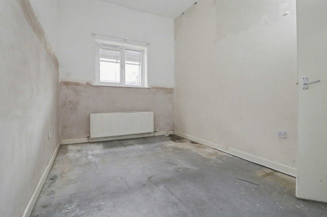 24 Imeary Street, South Shields, Tyne and Wear, NE33 4EG 2