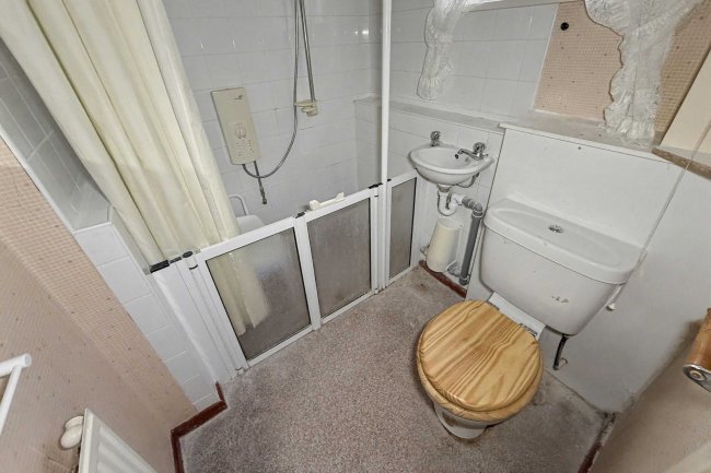 24 Melton Walk, Hemlington, Middlesbrough, Cleveland, TS8 9NB 2