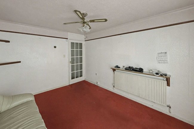 24 Melton Walk, Hemlington, Middlesbrough, Cleveland, TS8 9NB 2