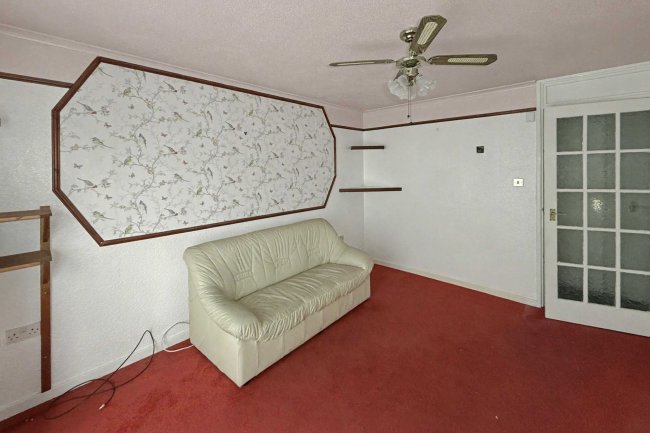 24 Melton Walk, Hemlington, Middlesbrough, Cleveland, TS8 9NB 2