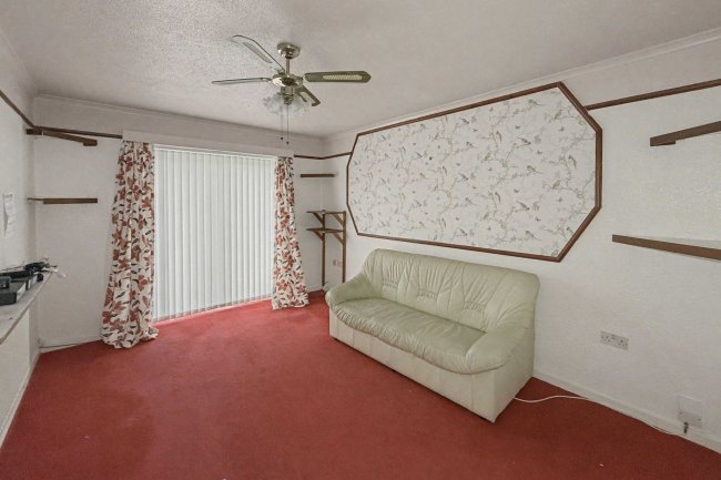 24 Melton Walk, Hemlington, Middlesbrough, Cleveland, TS8 9NB 2