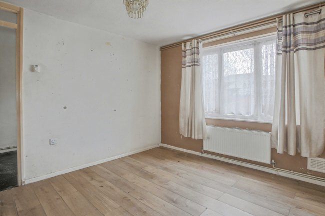 7 Fell View, Chorley, Lancashire, PR6 0NT 9