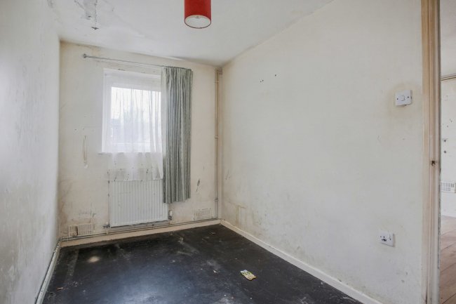 7 Fell View, Chorley, Lancashire, PR6 0NT 9