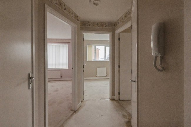 6 Kenninghall View, Norfolk Park, Sheffield, S2 3WX 9