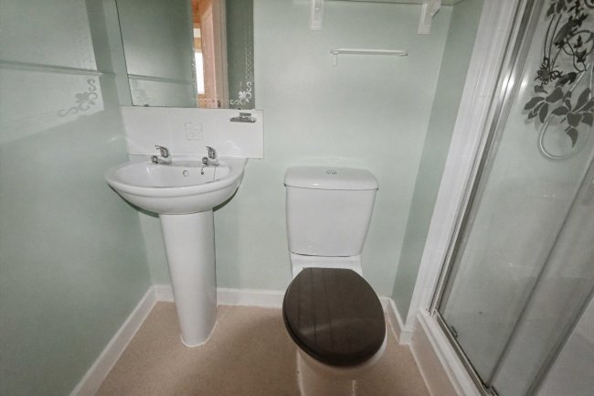 6 Kenninghall View, Norfolk Park, Sheffield, S2 3WX 9