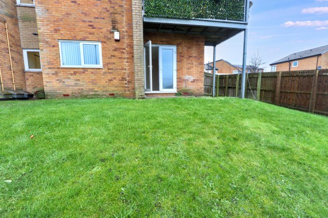 6 Kenninghall View, Norfolk Park, Sheffield, S2 3WX 9