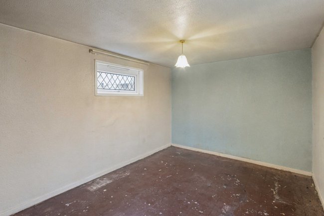 9 Hawkshead Way, Hawkshead, Bradford, West Yorkshire, BD5 0TN 5