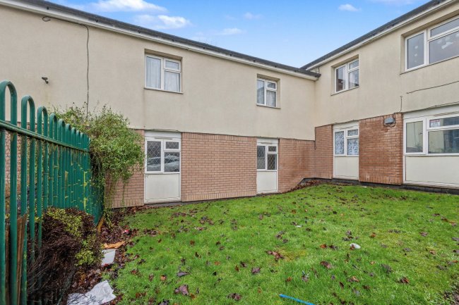 9 Hawkshead Way, Hawkshead, Bradford, West Yorkshire, BD5 0TN 5