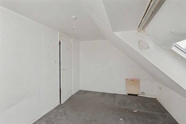 Flat 49 Quartercroft, Pyramid Close, Weston Favell, Northampton NN3 8DP 6