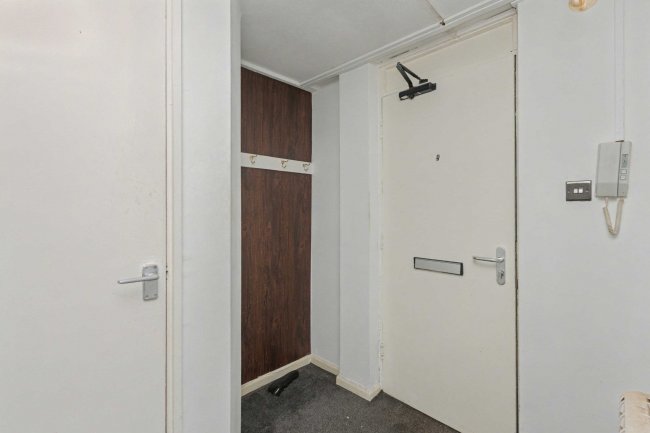 Flat 49 Quartercroft, Pyramid Close, Weston Favell, Northampton NN3 8DP 6