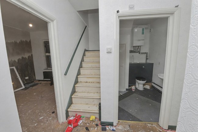 45 St Louis Road, Norwood, London SE27 9QJ 3