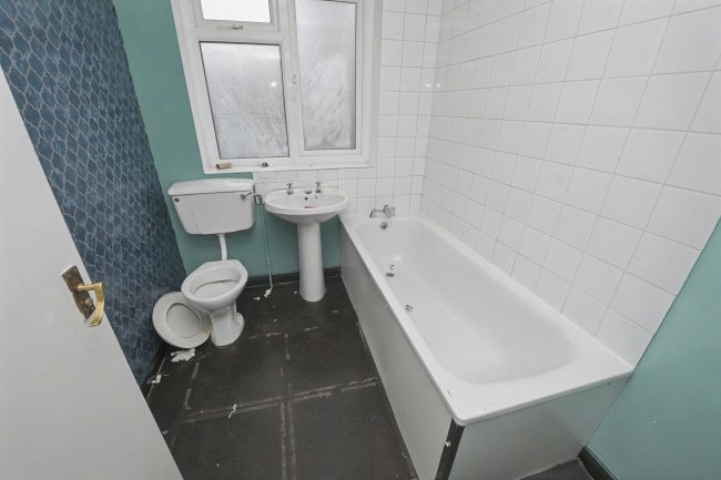 45 St Louis Road, Norwood, London SE27 9QJ 3