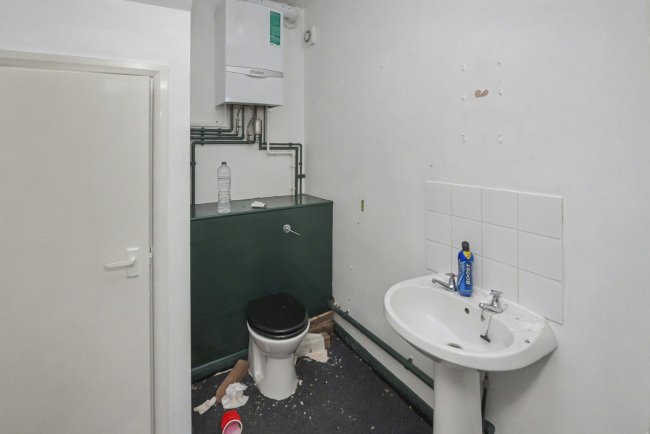 45 St Louis Road, Norwood, London SE27 9QJ 3