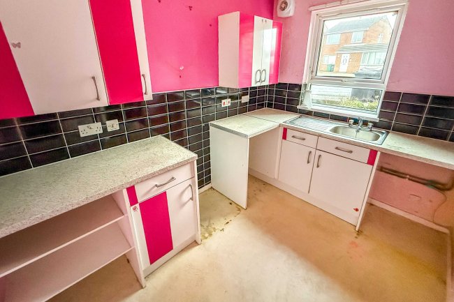 28 Dale Park Avenue, Kilburn, Derbyshire, DE56 0PR 1