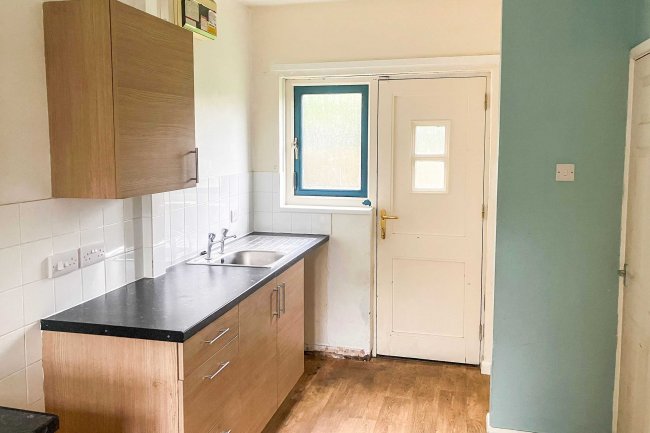 69 Kingsway, Goole, East Yorkshire, DN14 5HE 1