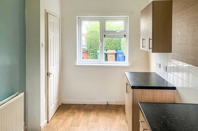 69 Kingsway, Goole, East Yorkshire, DN14 5HE 1