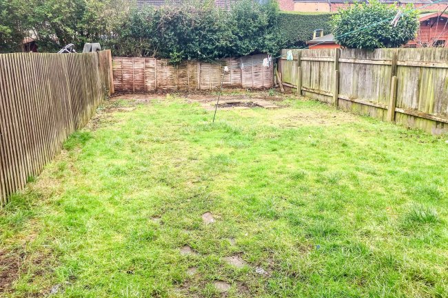 69 Kingsway, Goole, East Yorkshire, DN14 5HE 1