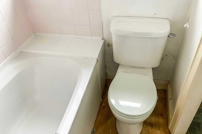 69 Kingsway, Goole, East Yorkshire, DN14 5HE 1