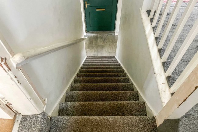 69 Kingsway, Goole, East Yorkshire, DN14 5HE 1