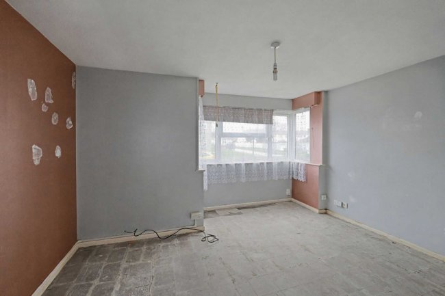 Flat 80 Monks Way, Southampton, SO18 2LP 7