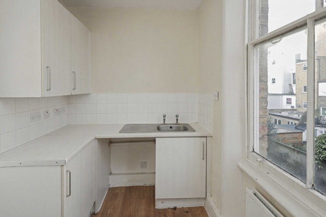 Flat B, 65 Amberley Road, London W9 2JL 7