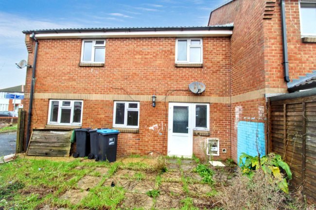 208 Windham Road, Bournemouth, Dorset BH1 4QX 2