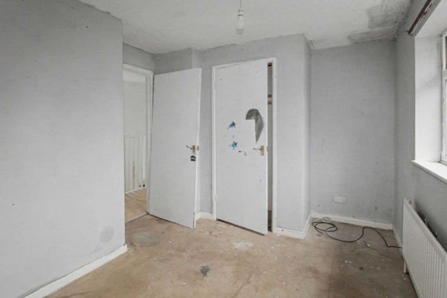 208 Windham Road, Bournemouth, Dorset BH1 4QX 2