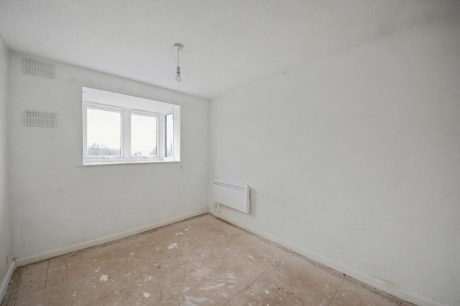 13 Aspen Close, Rushden, Northants, NN10 9BX 6