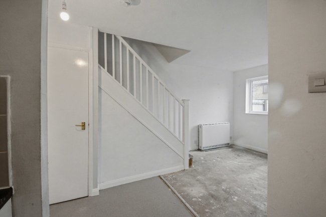 13 Aspen Close, Rushden, Northants, NN10 9BX 6