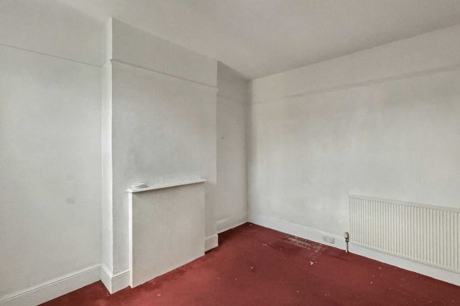 22 Woodville Road, Thornton Heath, CR7 8LG 9