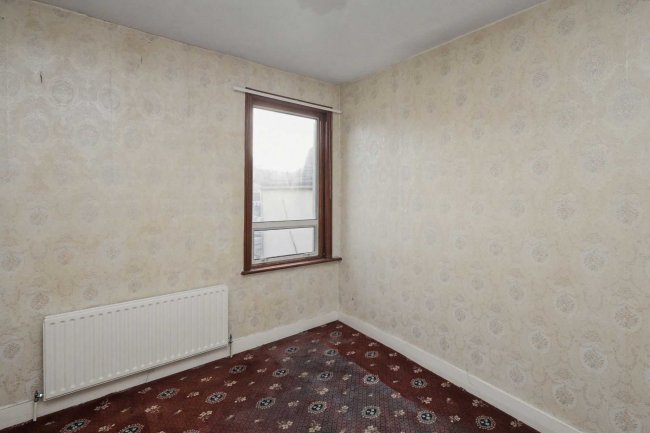 37 Redfern Road, Harlesden, London NW10 9LA 4