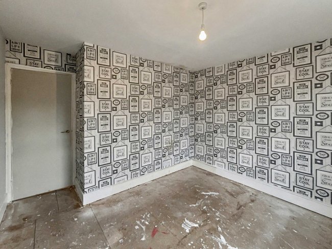 56b Childebert Road, Balham, London SW17 8EX 3